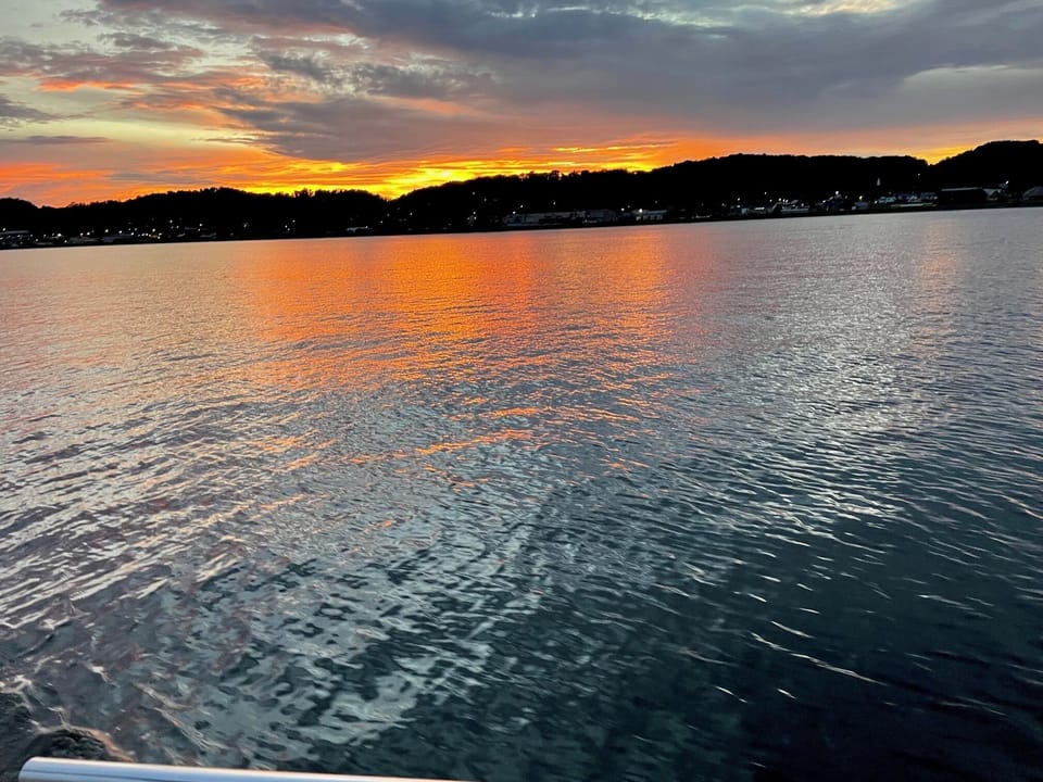 Lovely sunsets and views of Guntersville City shoreline from boat dock & home