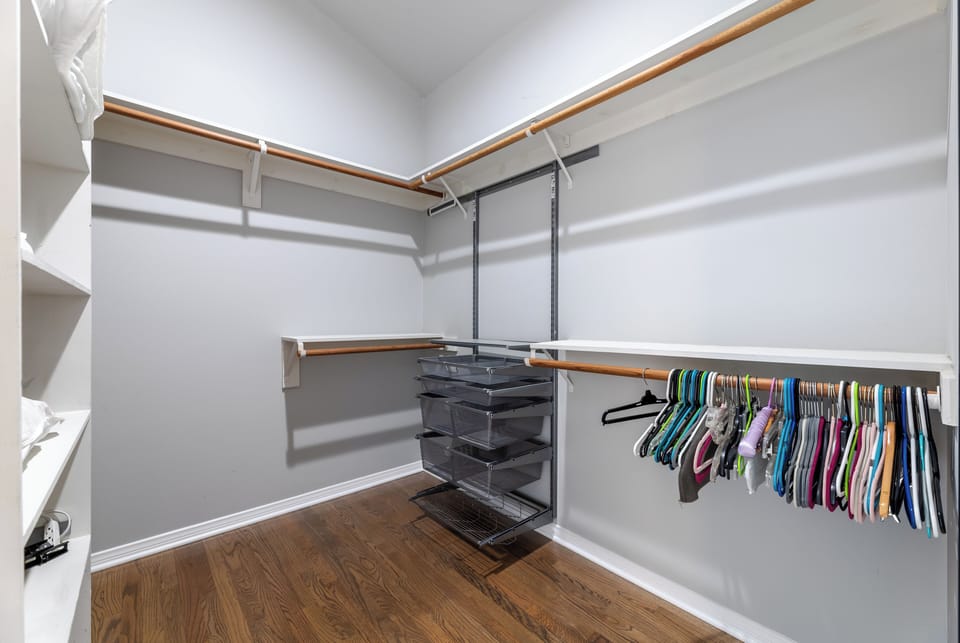Master bedroom walk-in closet
