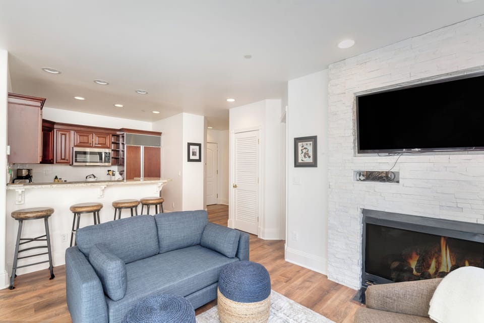 Enjoy the gas fireplace in the winter time or cool mountain fall evenings.