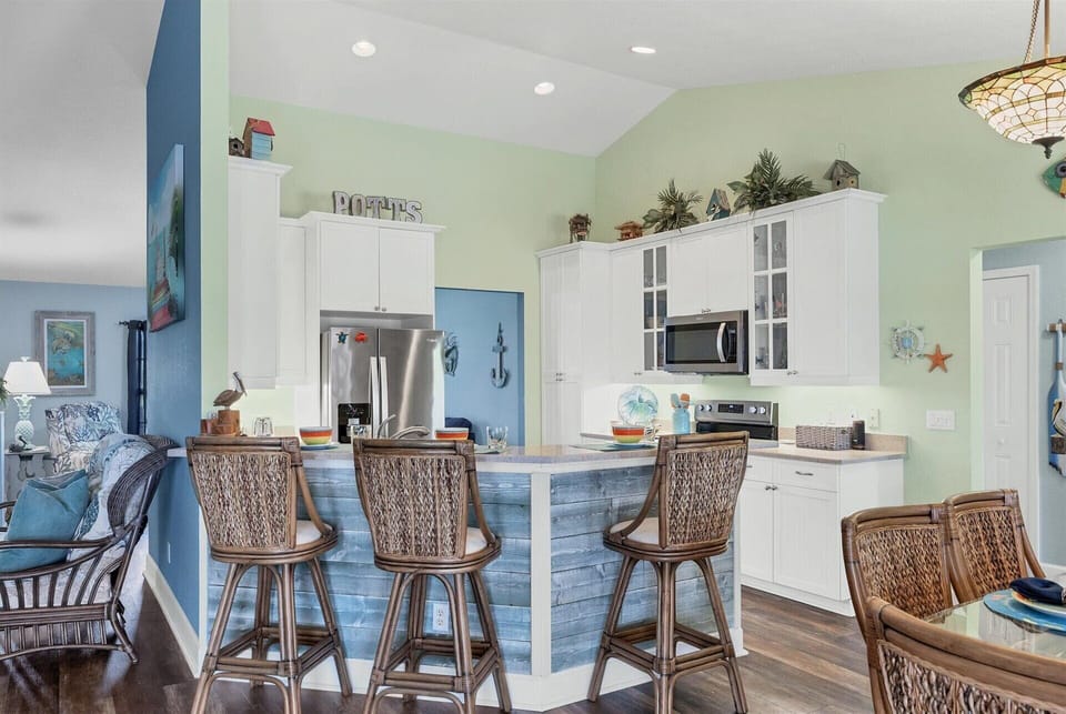 Breakfast bar seating for three