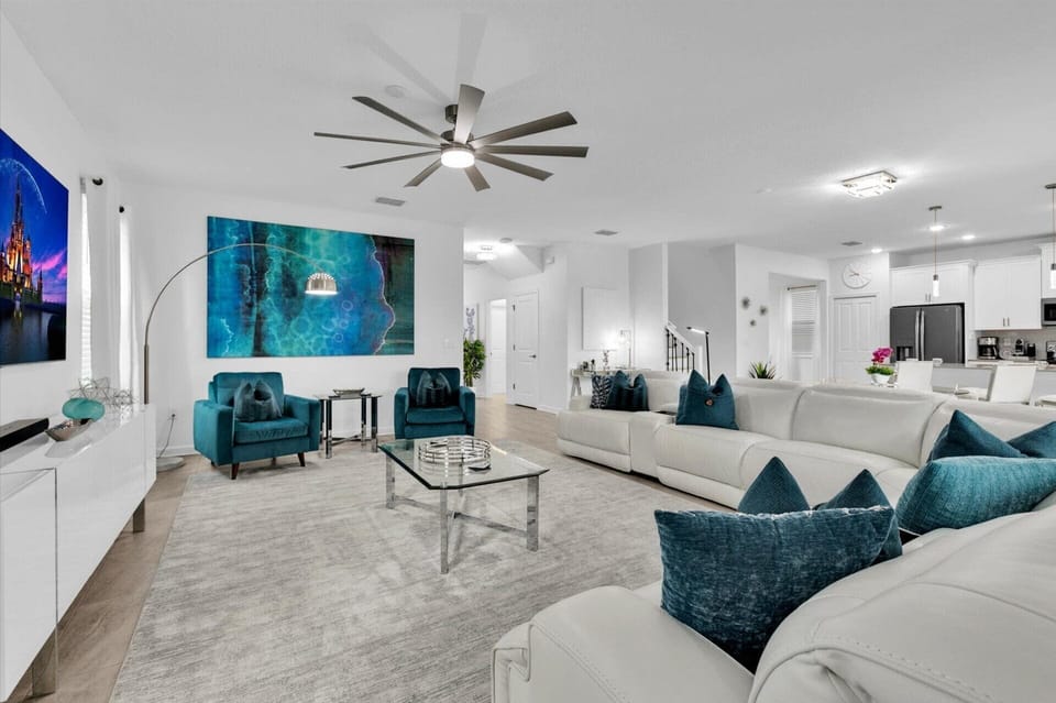 Living Room (Angle 2)