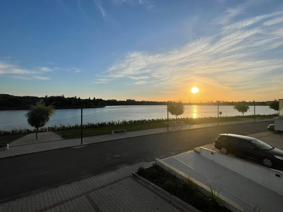 Lake View Spring
