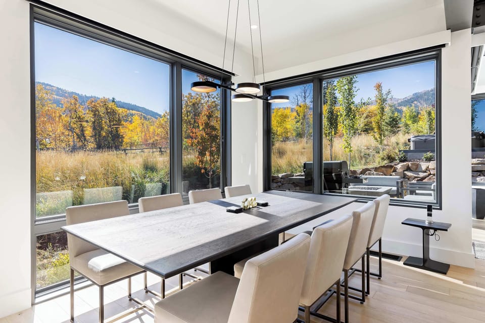 Dining Area w/ Lots of Natural Light and Stunning Views