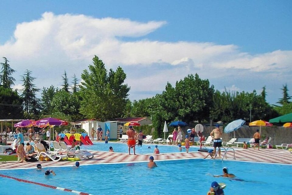 Holiday Home Swimming Pool