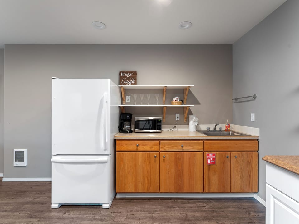 Downstairs Kitchenette