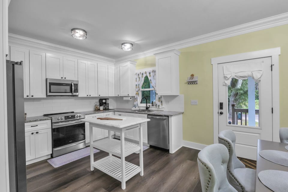 Fully equipped kitchen