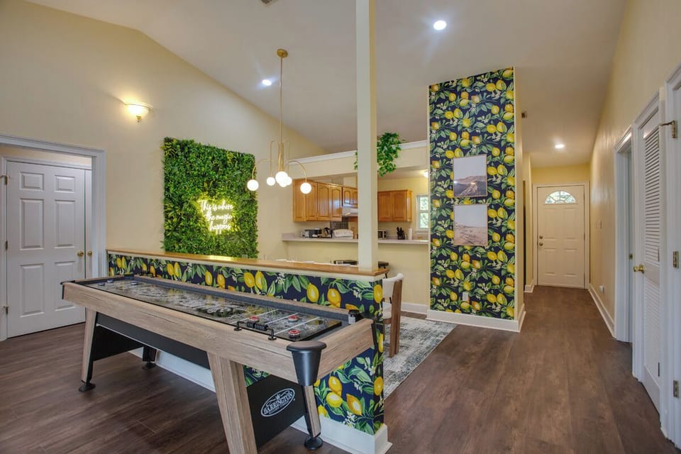 Shuttle board in the living room