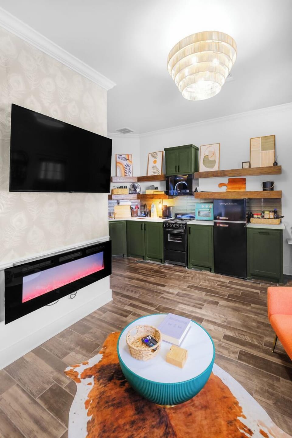 Full kitchen filled with kitchen supplies to dine in