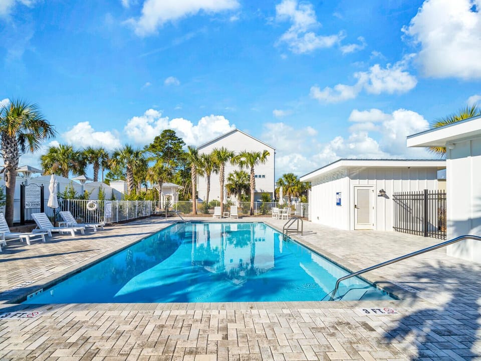 Take a dip in our refreshing Neighborhood Pool!