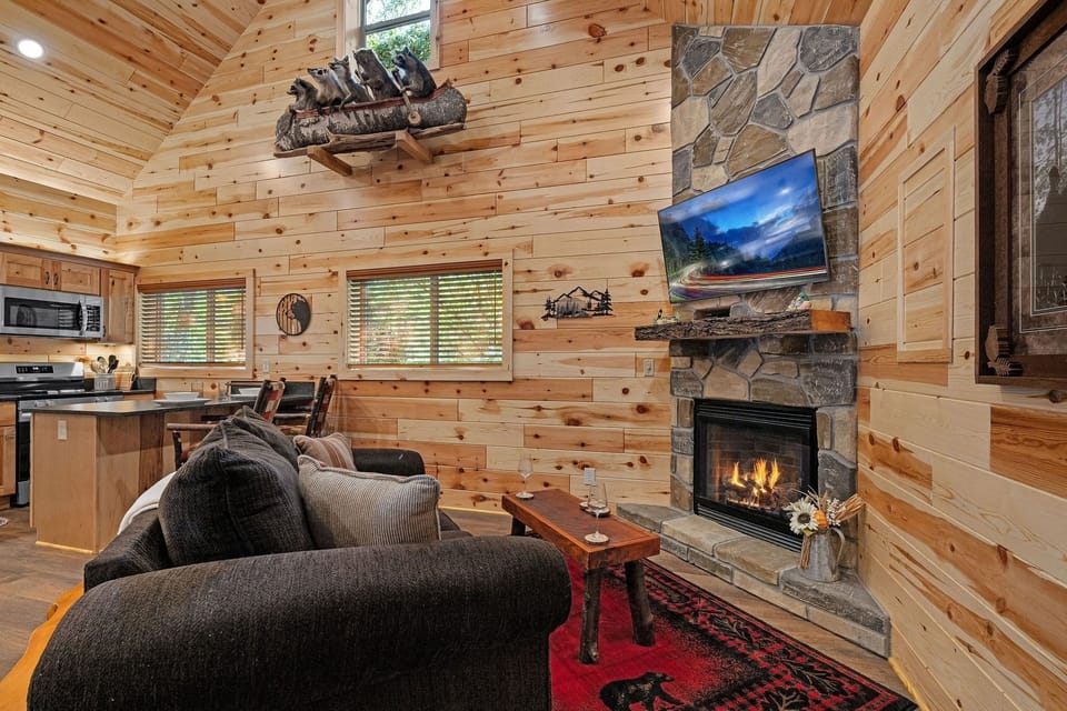 Indoors, Fireplace, Building, Furniture, Living Room