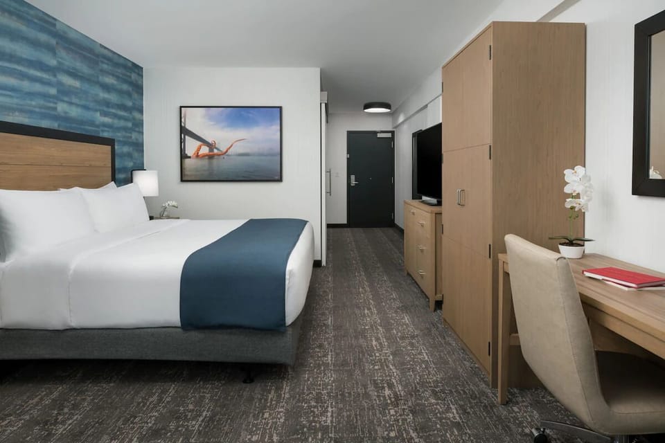 Unit with King size bed