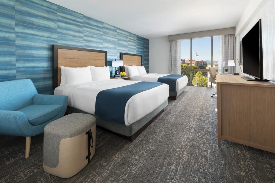 Unit with King size bed