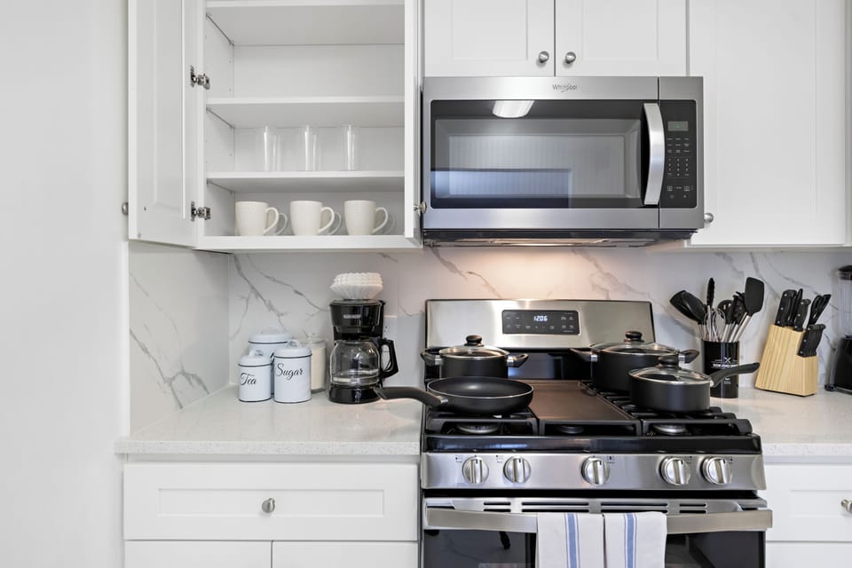 Full Loaded Kitchen