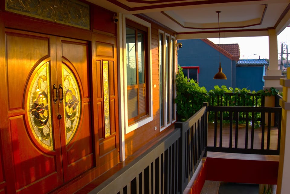 entrance door