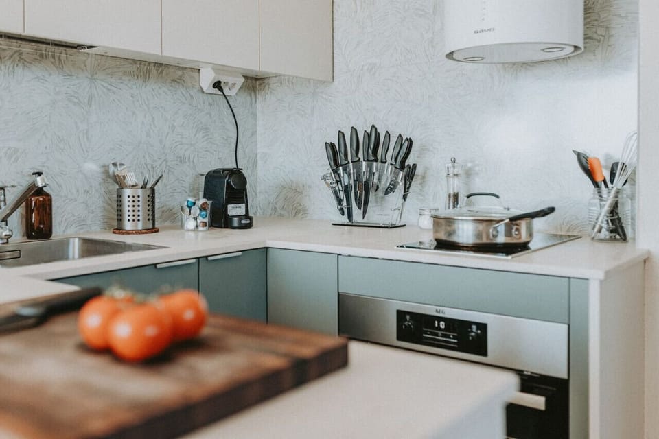 Being just a few minutes walk from excellent local and international food markets, you can cook your favourite meals in this new, well stocked kitchen. Hyvää ruokahalua!