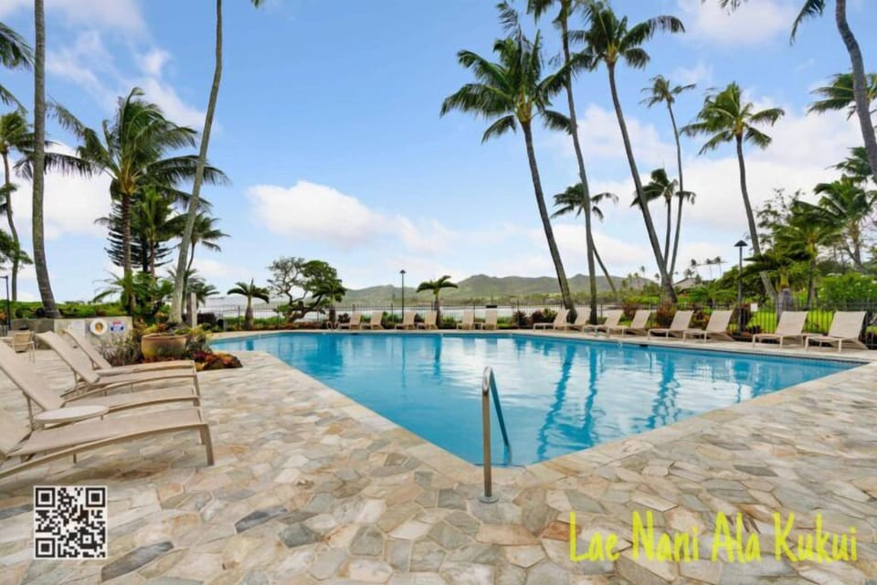 Lounge and refresh by the pool