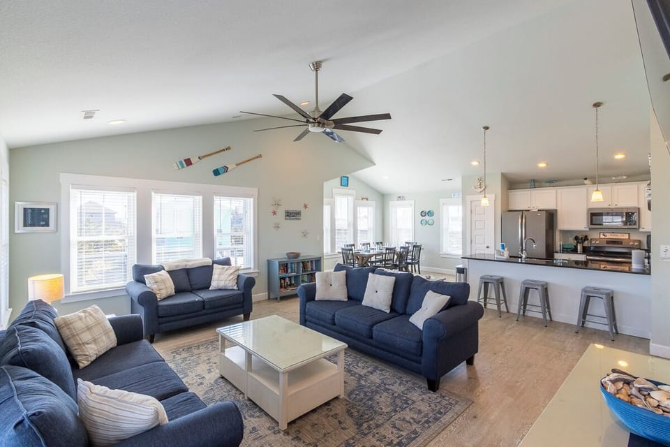 Top Level Living Area