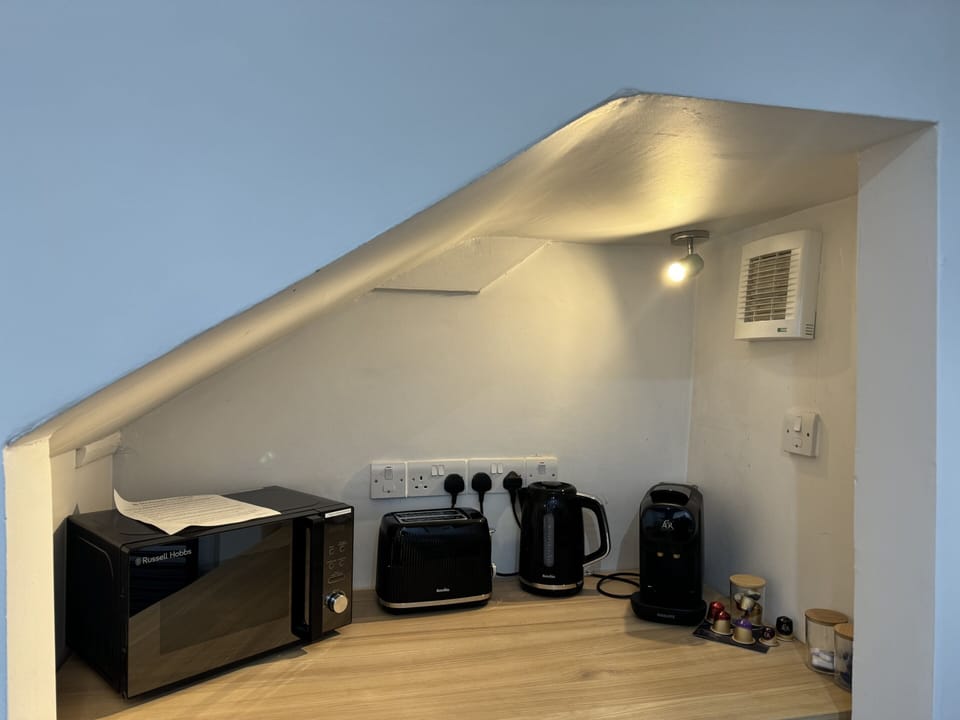 Tea and coffee station 