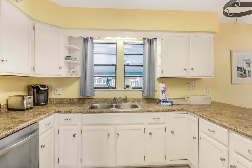 Kitchen sink