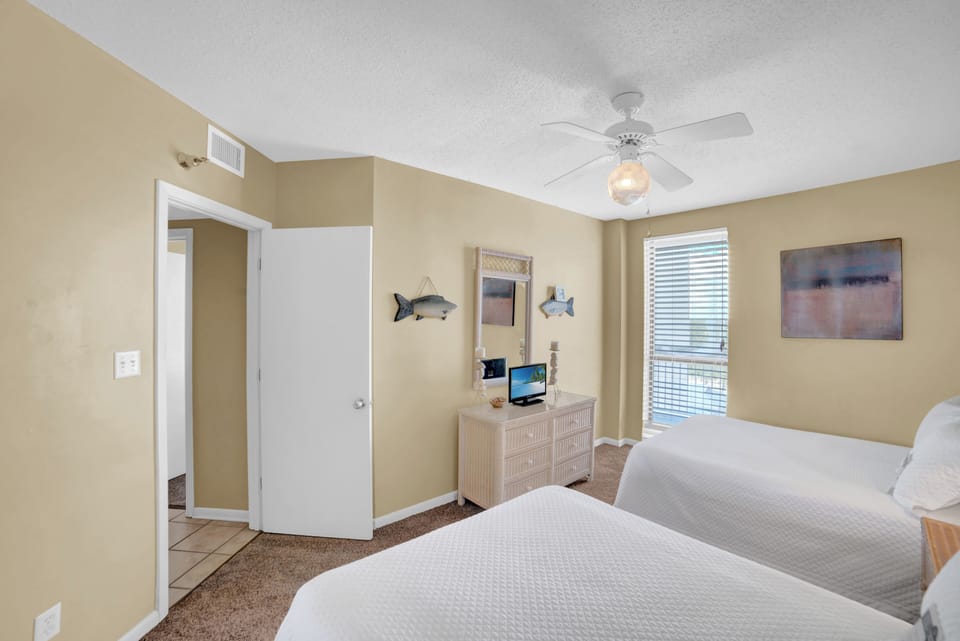 Guest bedroom 2