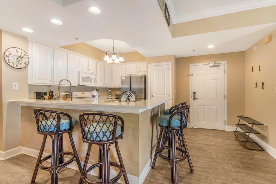 Large kitchen area