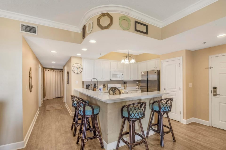 Kitchen with bar seating for four