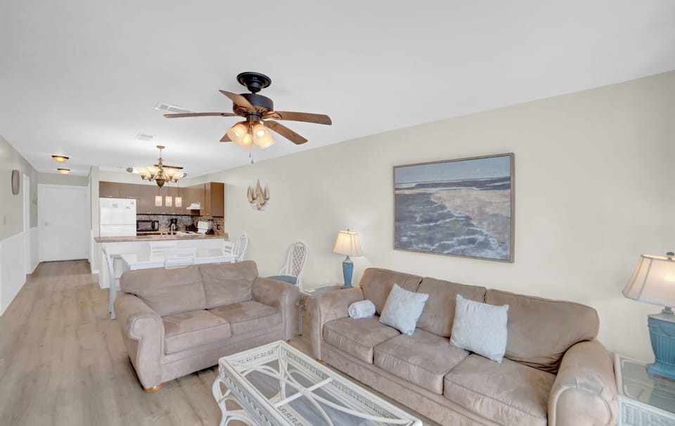 Living room with plenty of seating