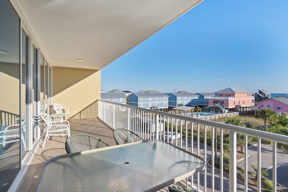 Private balcony with Gulf views