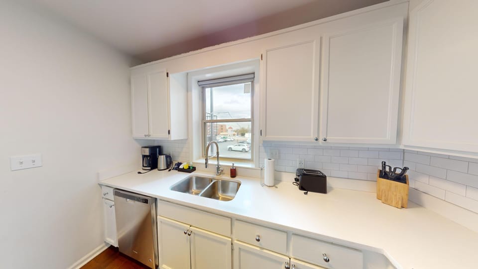 110 30th Ave N 11112024 124823