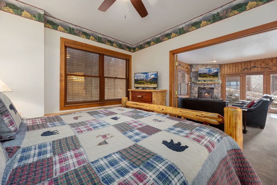 B1 Master Bedroom