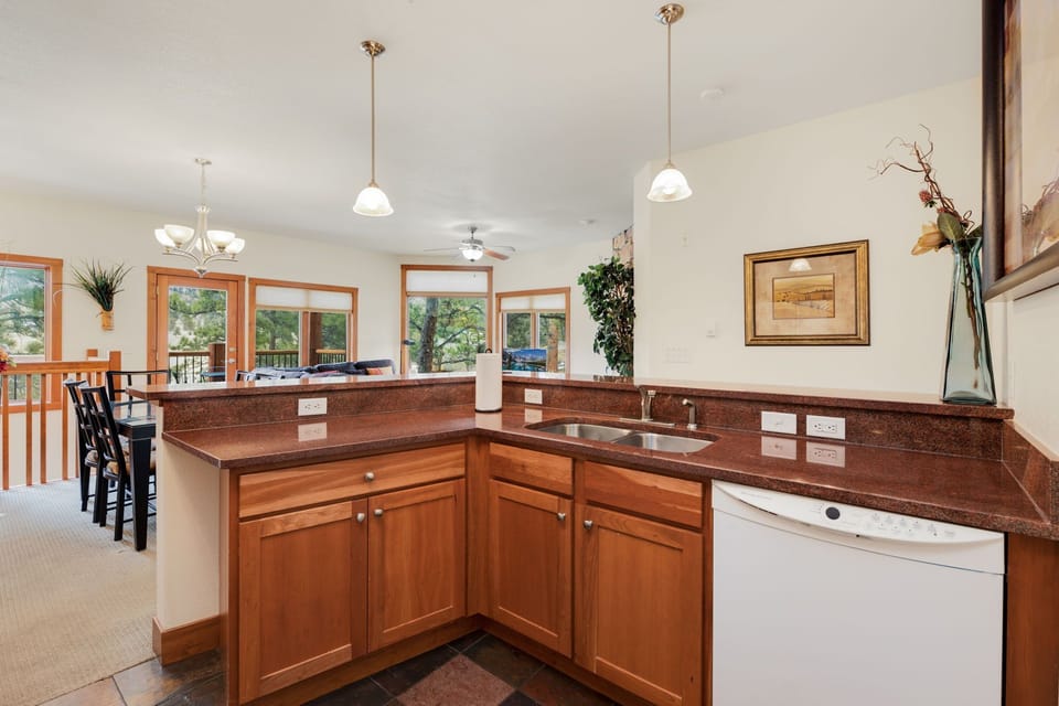 F3 Kitchen