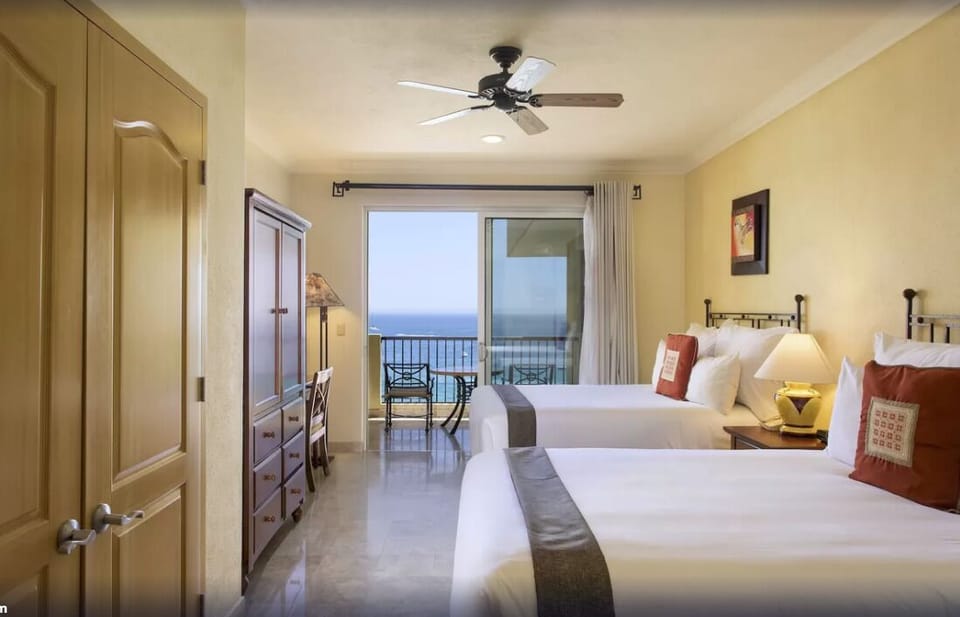junior suite with 2 queen size  beds