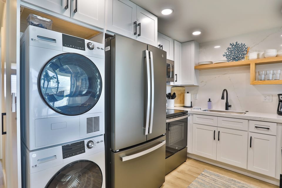 washer and dryer in unit