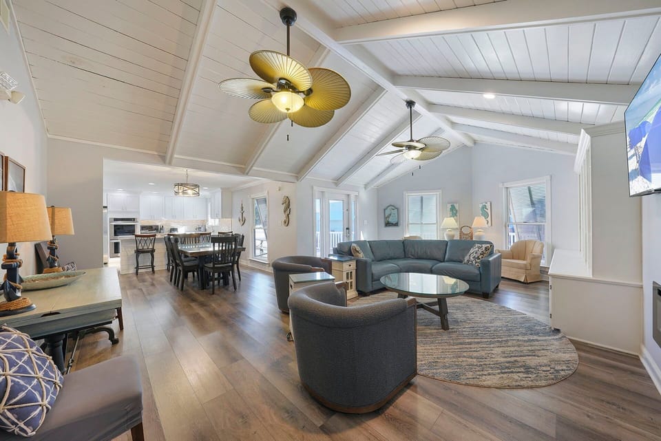 Sheer Bliss - Beautiful Gulf Pines Vacation Rental Beach House with Private Pool, and Gulf Views in Miramar Beach, Florida - Five Star Properties Destin/30A