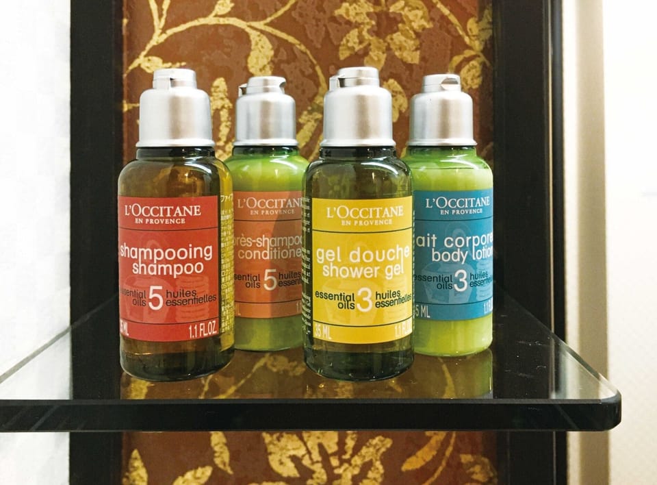Bathroom amenities