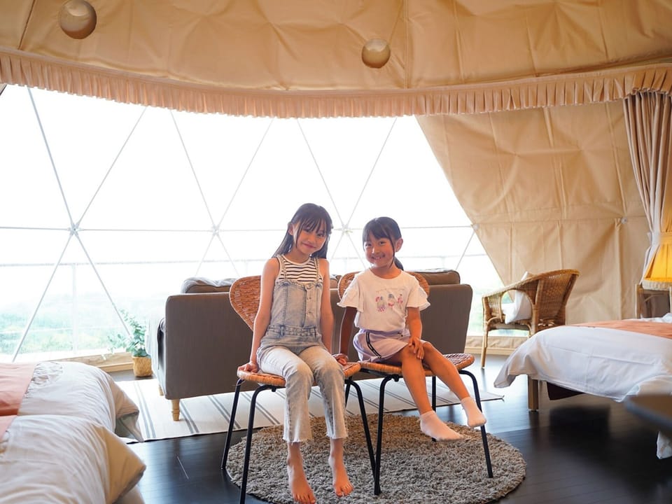 ・[Dome Tent C] The extraordinary glamping dome is sure to delight your children.