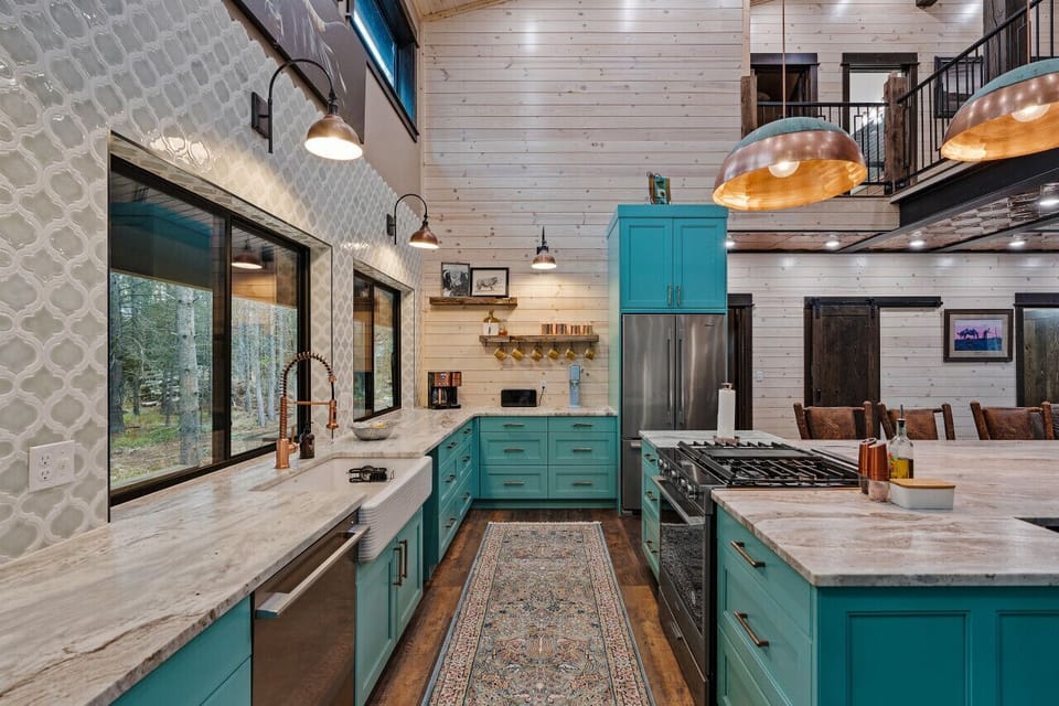 Full Kitchen