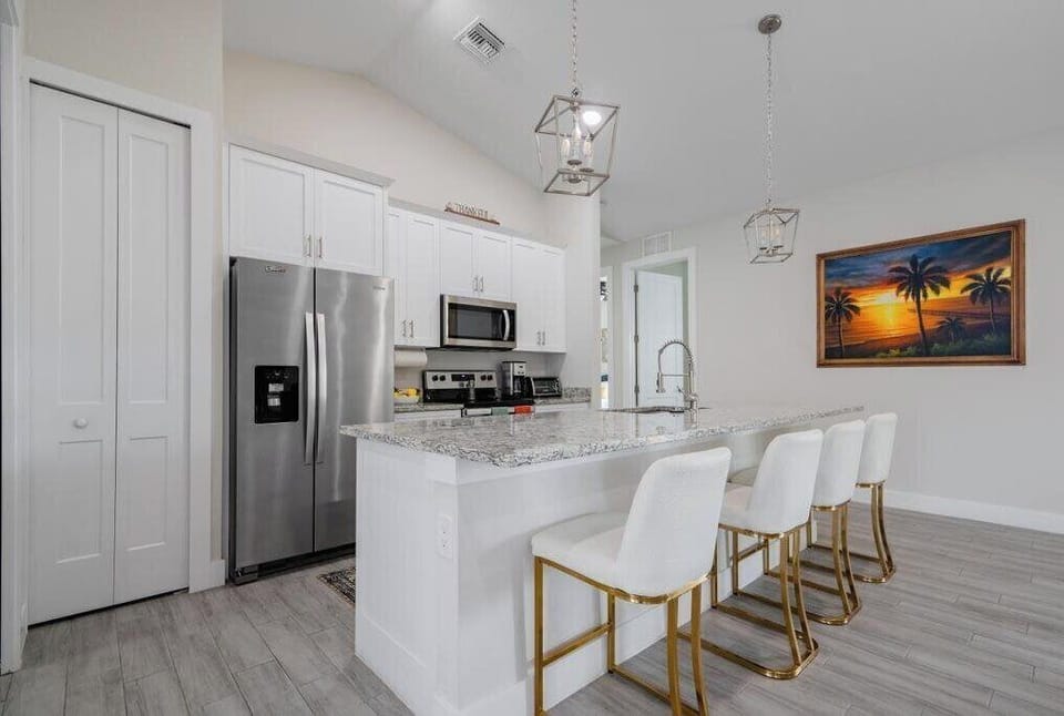 Turnkey Kitchen, Perfect for preparing meals