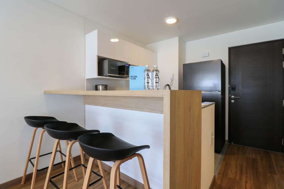 Modern kitchen bar