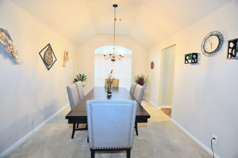Elegant Dinning room table with seating for six.
