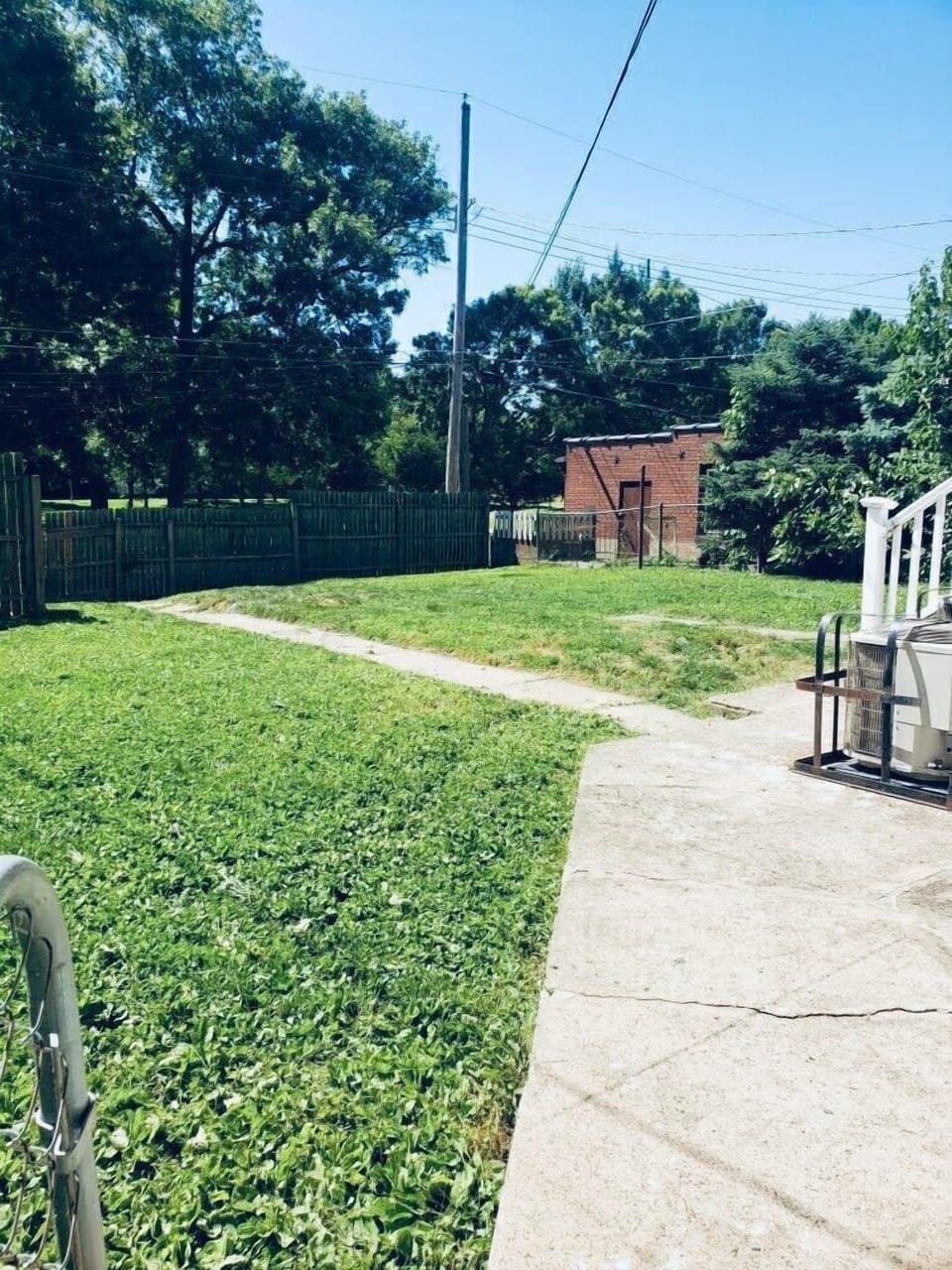 Pet-friendly building · 3 mi to SLU and SSM Hospitals