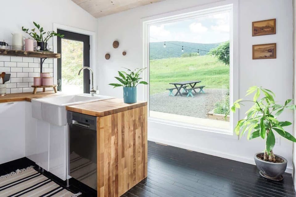 Kitchen views!
