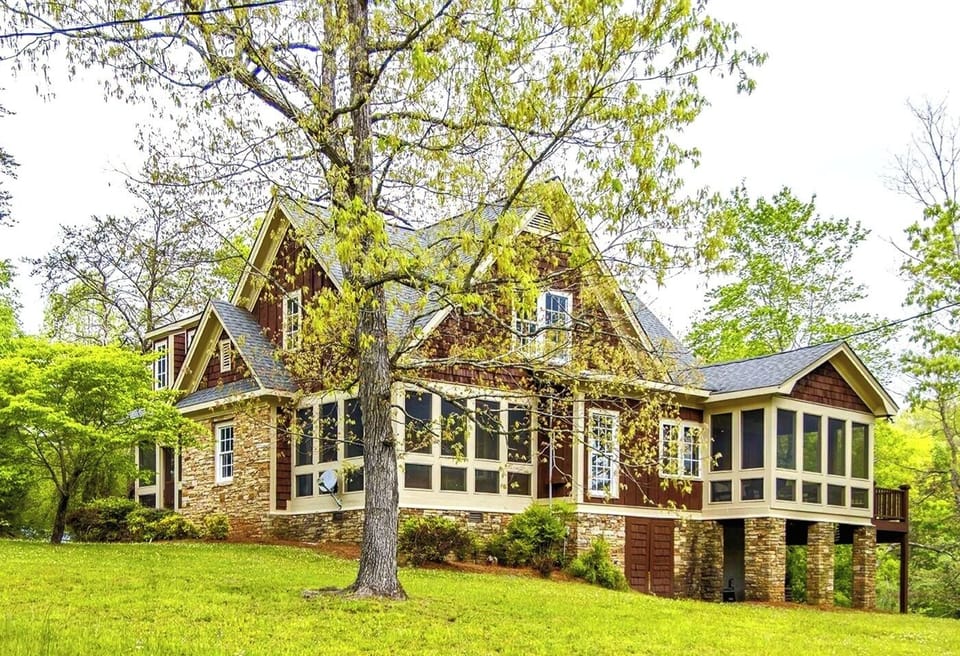 Fall at Legacy on the Lake