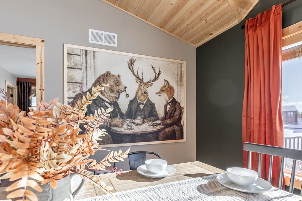 Upstairs dining table that seats eight and overlooks the beach area.