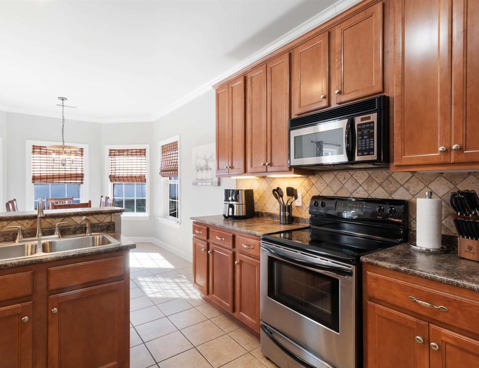 Fully equipped kitchen