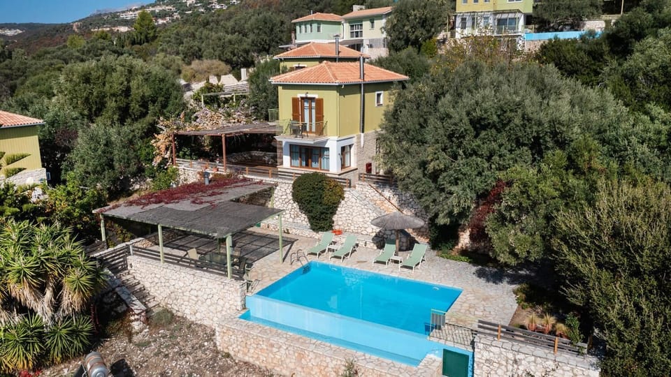 Beautiful villa with private pool and terrace