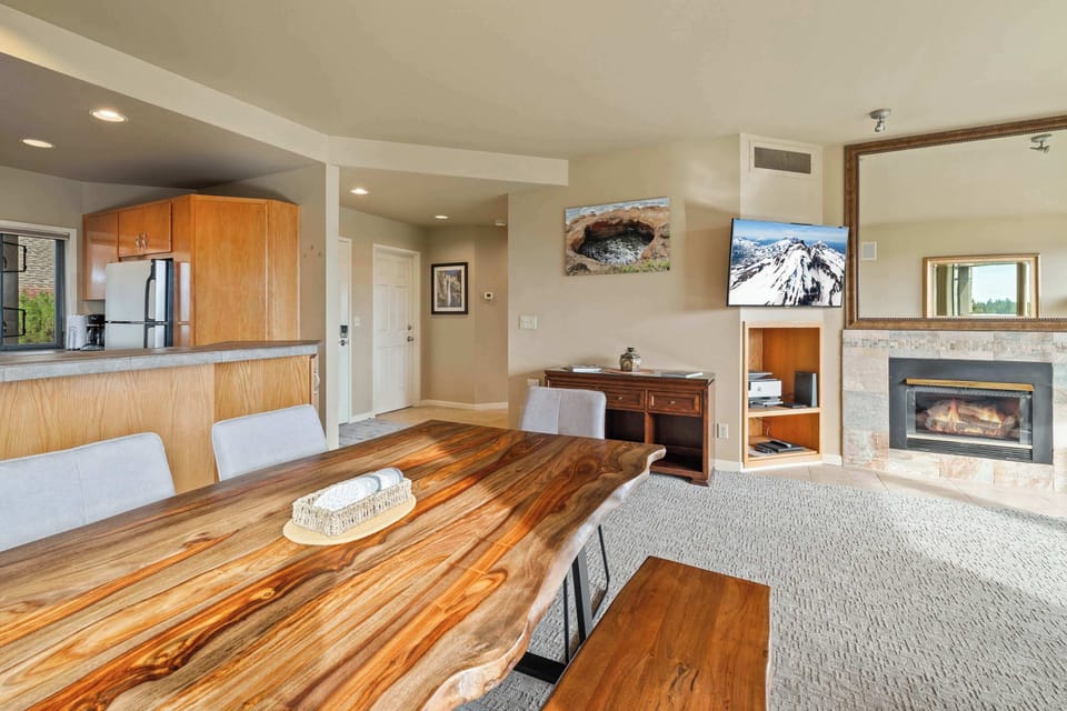 Dining table with seating for 6