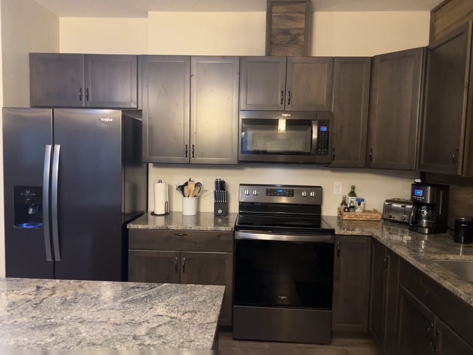 Kitchen Close View 1