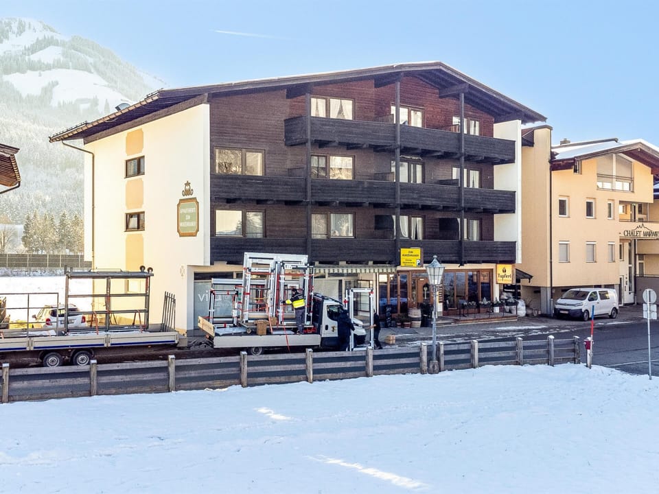 Holiday Home Exterior [winter]