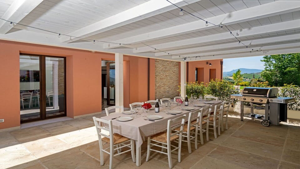 Table, Furniture, Property, Chair, Plant, Wood, Interior Design, Flooring, Floor, Shade